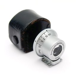 Leica SGVOO 9cm Viewfinder, Cased #10938