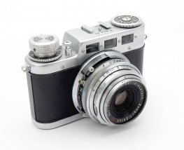 Diax 1a with 45mm F2.8 Xenar #10573