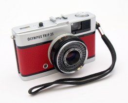 Olympus Trip 35, Red Leather, New Seals #9944