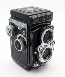 Yashica 635 6x6cm TLR #10427-BB