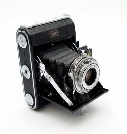 Zeiss Ikonta 521 Folding Camera #10032