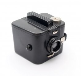 Kodak Six-20 Bull's Eye Bakelite Camera, Mint - #11161