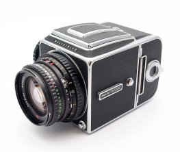 Hasselblad 500CM with 80mm F2.8 T* Planar #10590