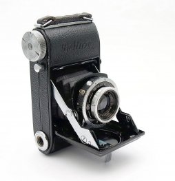 Belca Beltica 35mm Folding Camera #10571