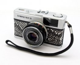 Olympus Trip 35, Bergundy Snakeskin, New Seals #9943