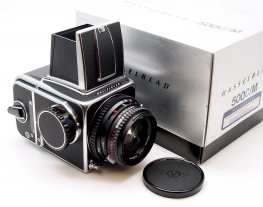 Hasselblad 500CM with 80mm F2.8 Planar, Mint & Boxed #8585