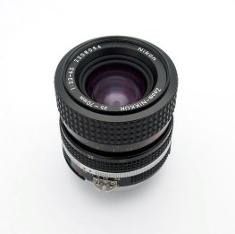 Nikon 35-70mm F3.3-4.5 Zoom-Nikkor Ais Lens #11098