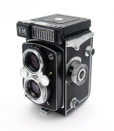 Yashica-Mat EM 6x6cm Metered TLR, Cased #11054