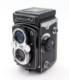 Yashica-mat 6x6cm TLR #10594