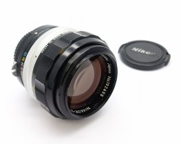 Nikon Nikkor-H 85mm F1.8 Pre Ai Lens #9286