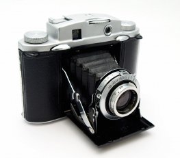 Ensign Selfix 1220 Special 6x6cm Camera, Ross Xpres Lens #9461