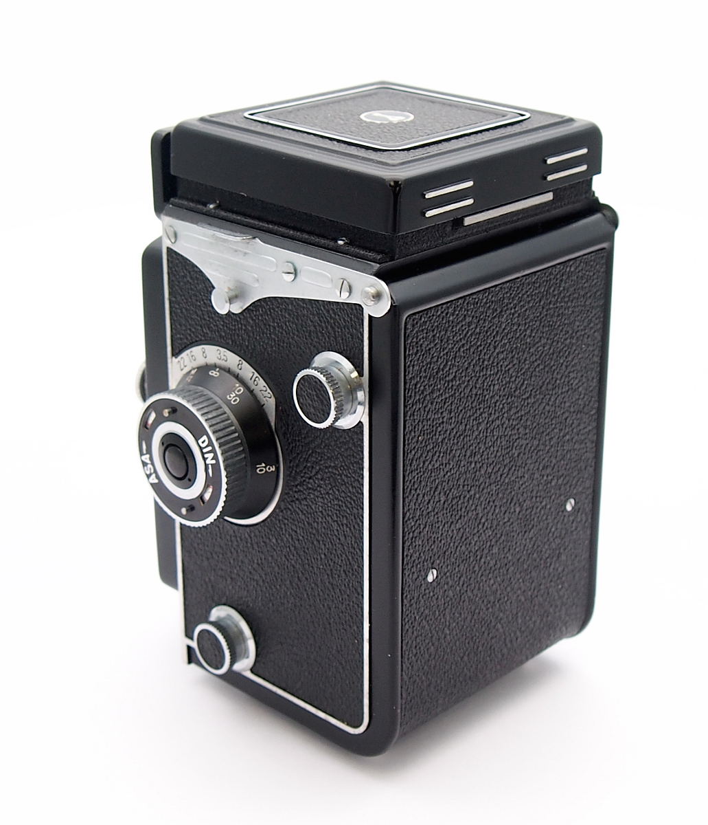 Yashicamat 6x6cm TLR, Cased #10073