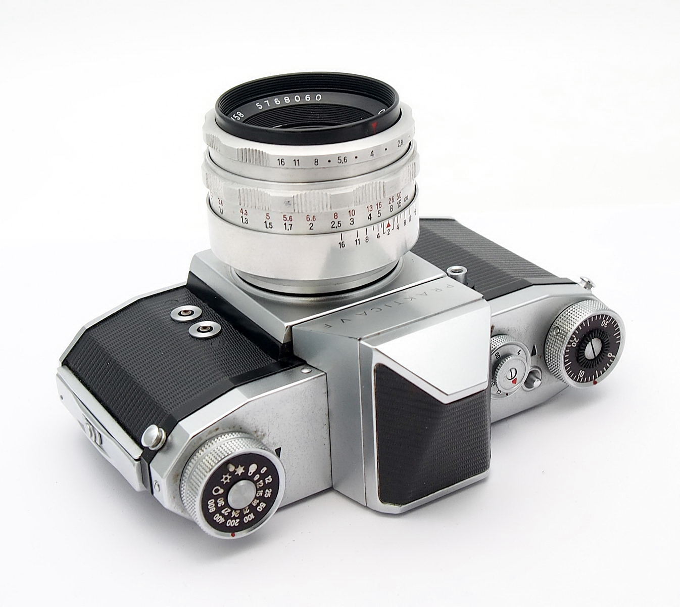 Praktica VF 35mm SLR with 58mm F2 Biotar #10596