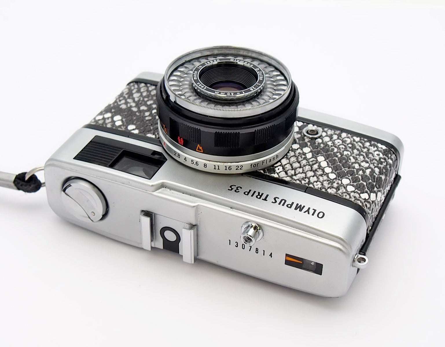 Olympus Trip 35, Bergundy Snakeskin, New Seals #9943