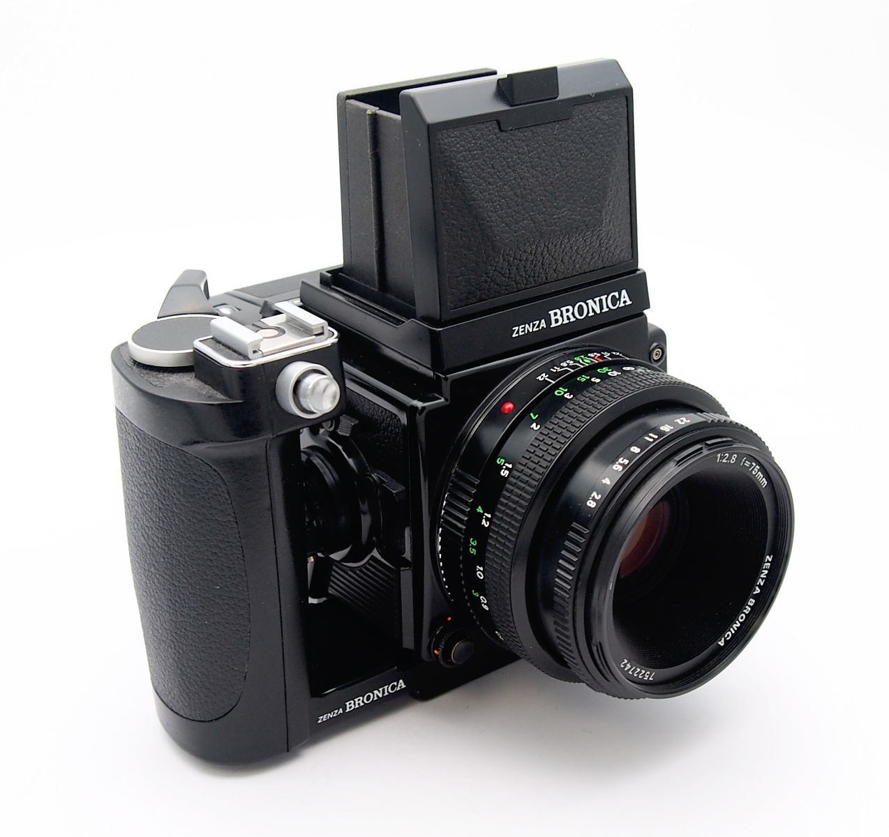 Bronica ETRS/i with 75mm F2.8 PE, WLF, 120 Back + Grip #10831