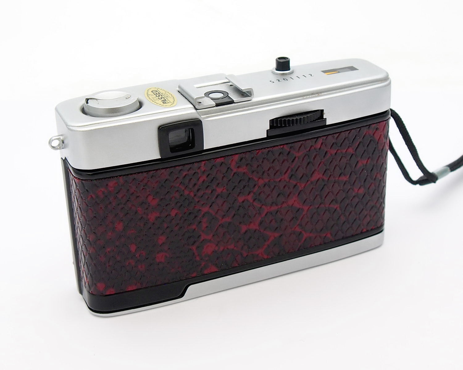 Olympus Trip 35, Red Snakeskin, New Seals #9942