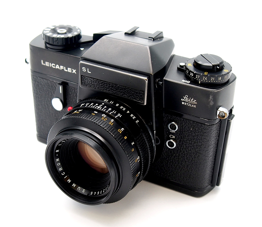 Leicaflex SL Black with 50mm F2 Summicron #8338