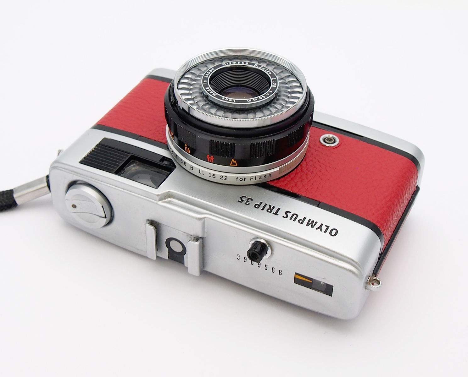 Olympus Trip 35, Red Leather, New Seals #9944