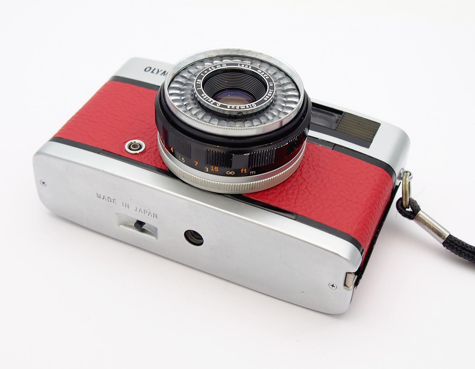 Olympus Trip 35, Red Leather, New Seals #9944