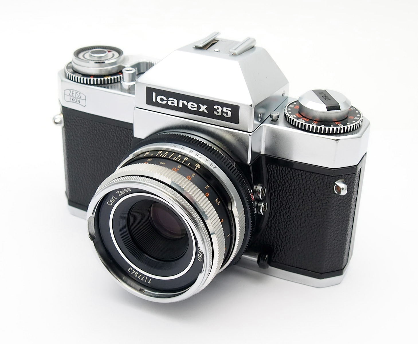 Zeiss Ikon Icarex 35 with Carl Zeiss Tessar 50mm F2.8 #11109