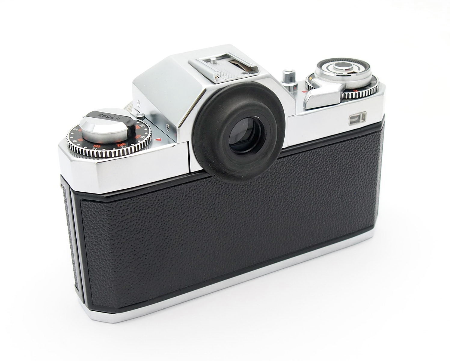 Zeiss Ikon Icarex 35 with Carl Zeiss Tessar 50mm F2.8 #11109