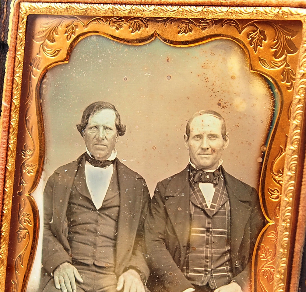 Daguerreotype Tinted Quarter Plate Portrait c.1845 in Case #7391