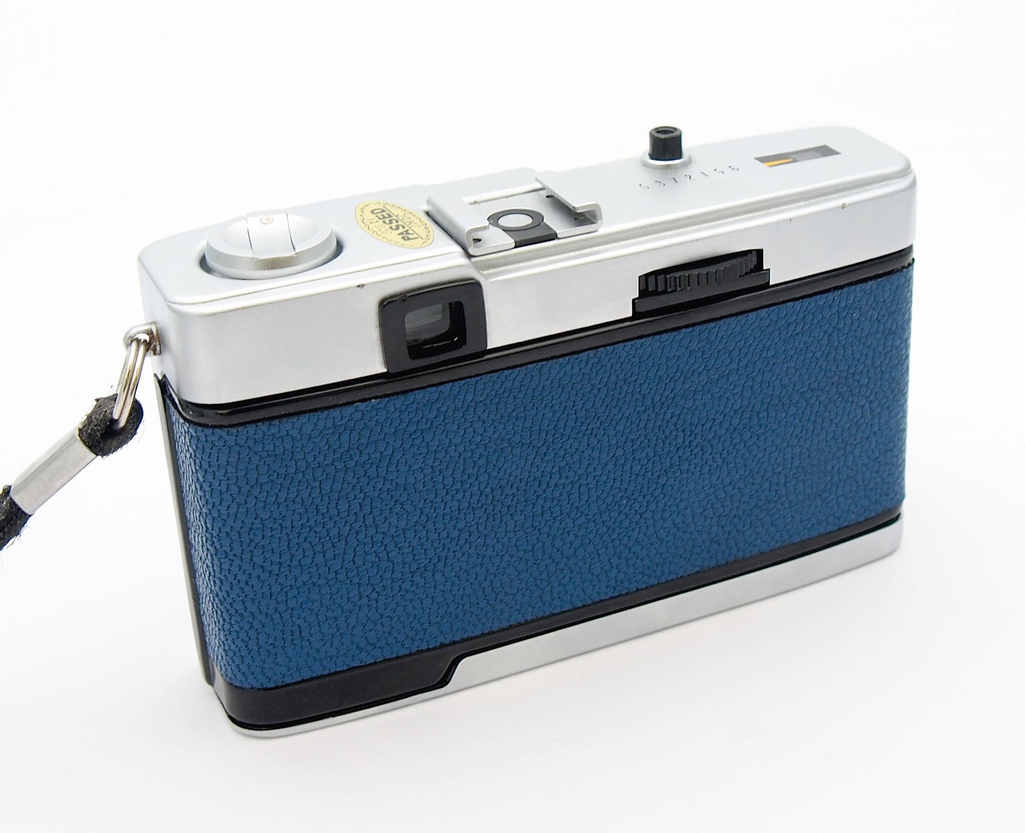 Olympus Trip 35, Blue Leather, New Seals #9945