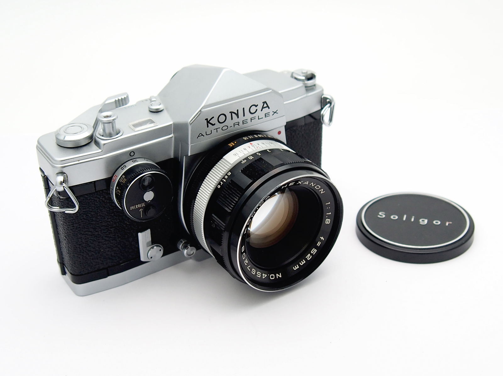 Konica Auto-Reflex Full/Half Frame with 52mm F1.8 Hexanon #11036
