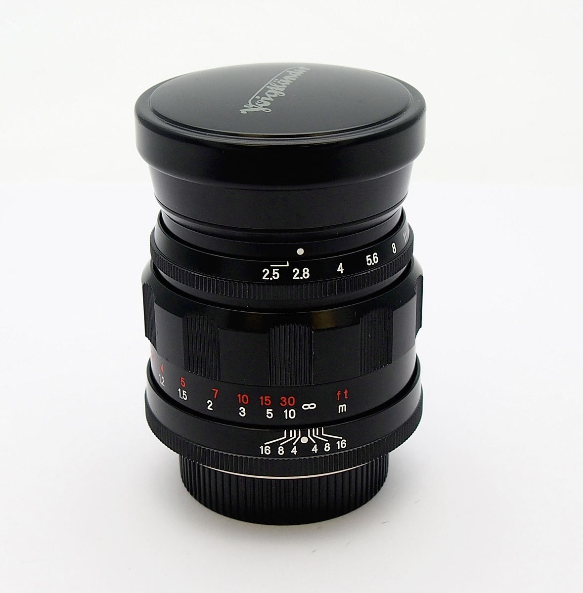 Voigtlander 75mm F2.5 Color Heliar LTM Mount, Mint & Boxed #9497