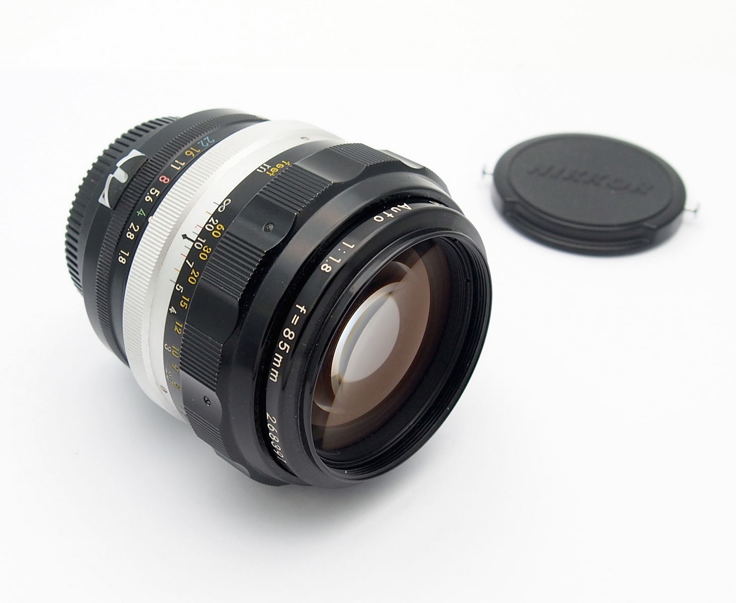 Nikon Nikkor 85mm F1.8 Non Ai Lens #11100