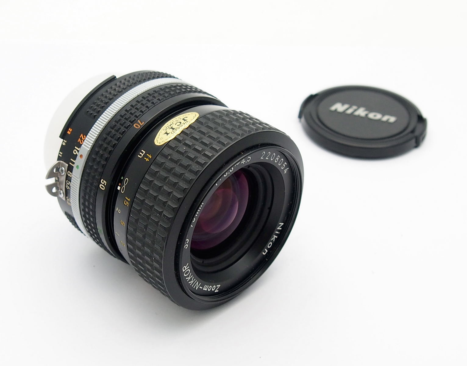 Nikon 35-70mm F3.3-4.5 Zoom-Nikkor Ais Lens #11098