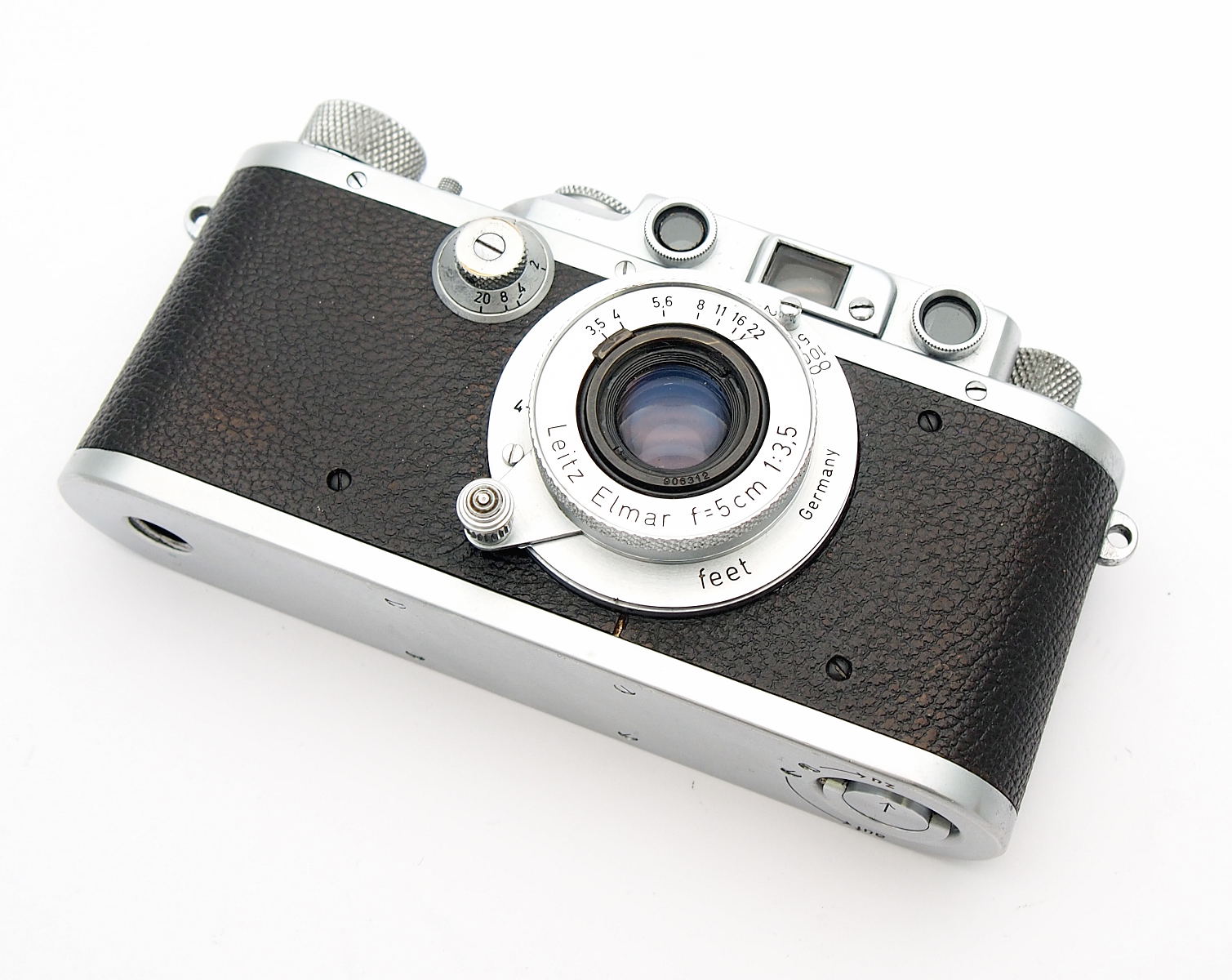 Leica 111a with 50mm F3.5 Elmar #10115