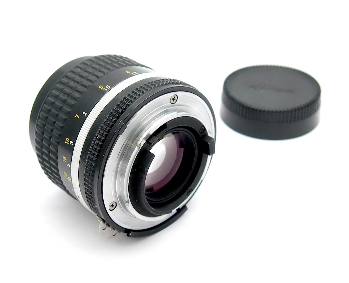 Nikon 85mm F2 Ais Lens #10923