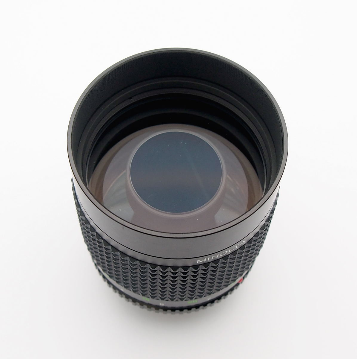 Minolta MD 250mm F5.6 Mirror Lens with Caps and Hood #10818