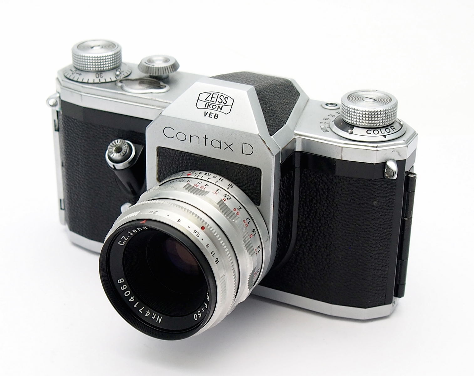 Contax D 35mm SLR with Zeiss 50mm F2.8 Lens #10182