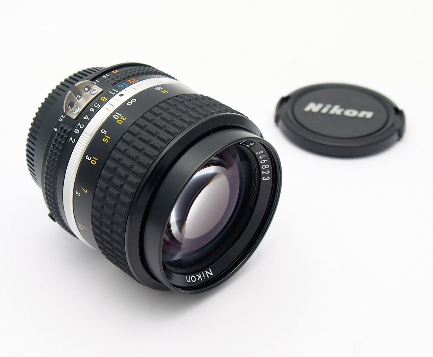 Nikon Nikkor 85mm F2 Ais, Filter & Hood, Mint & Boxed #10852