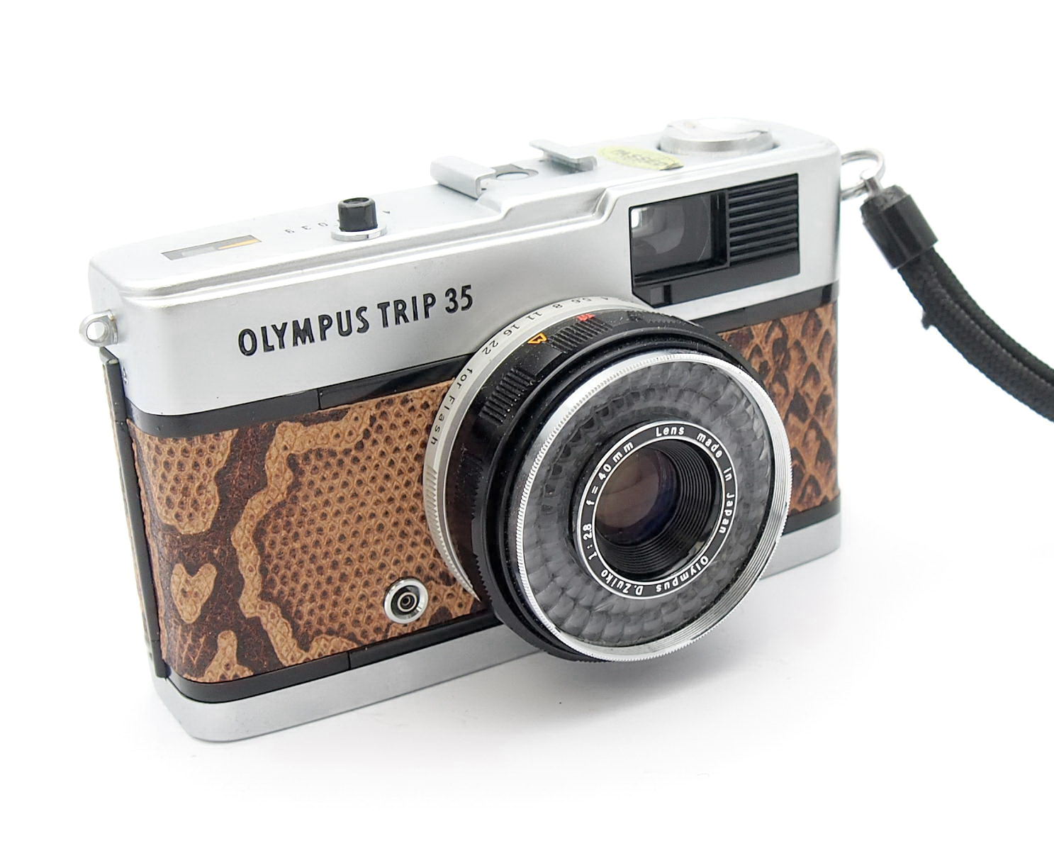 Olympus Trip 35, Snakeskin, New Seals #11163