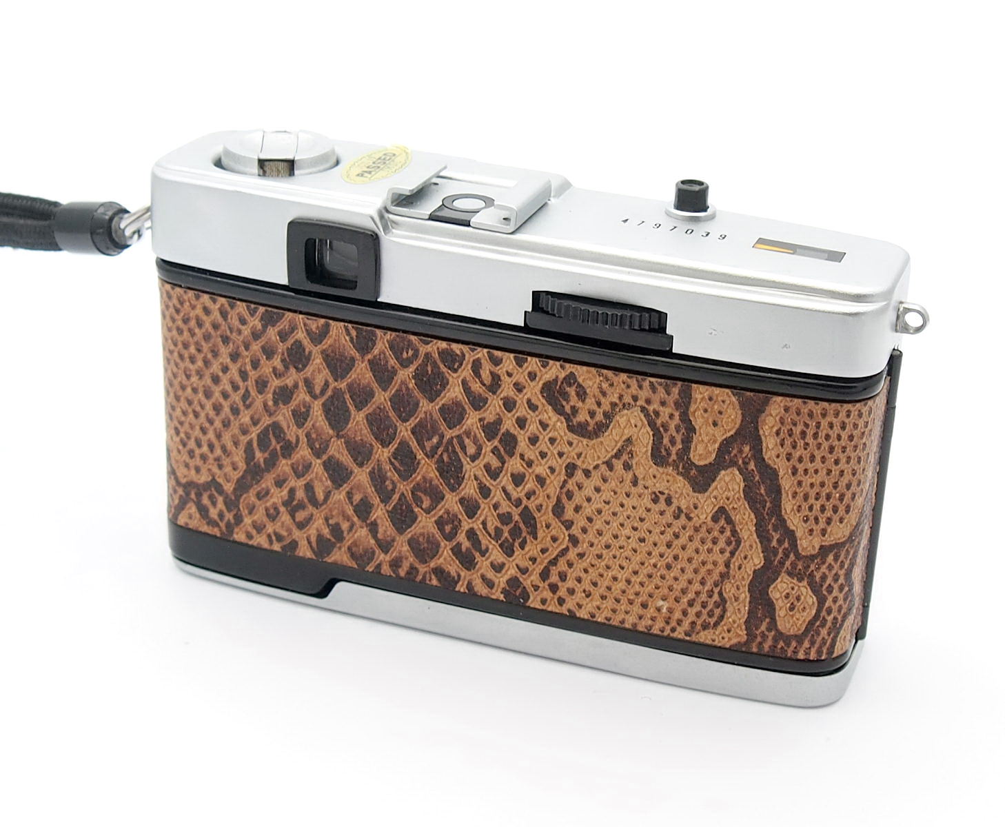 Olympus Trip 35, Snakeskin, New Seals #11163