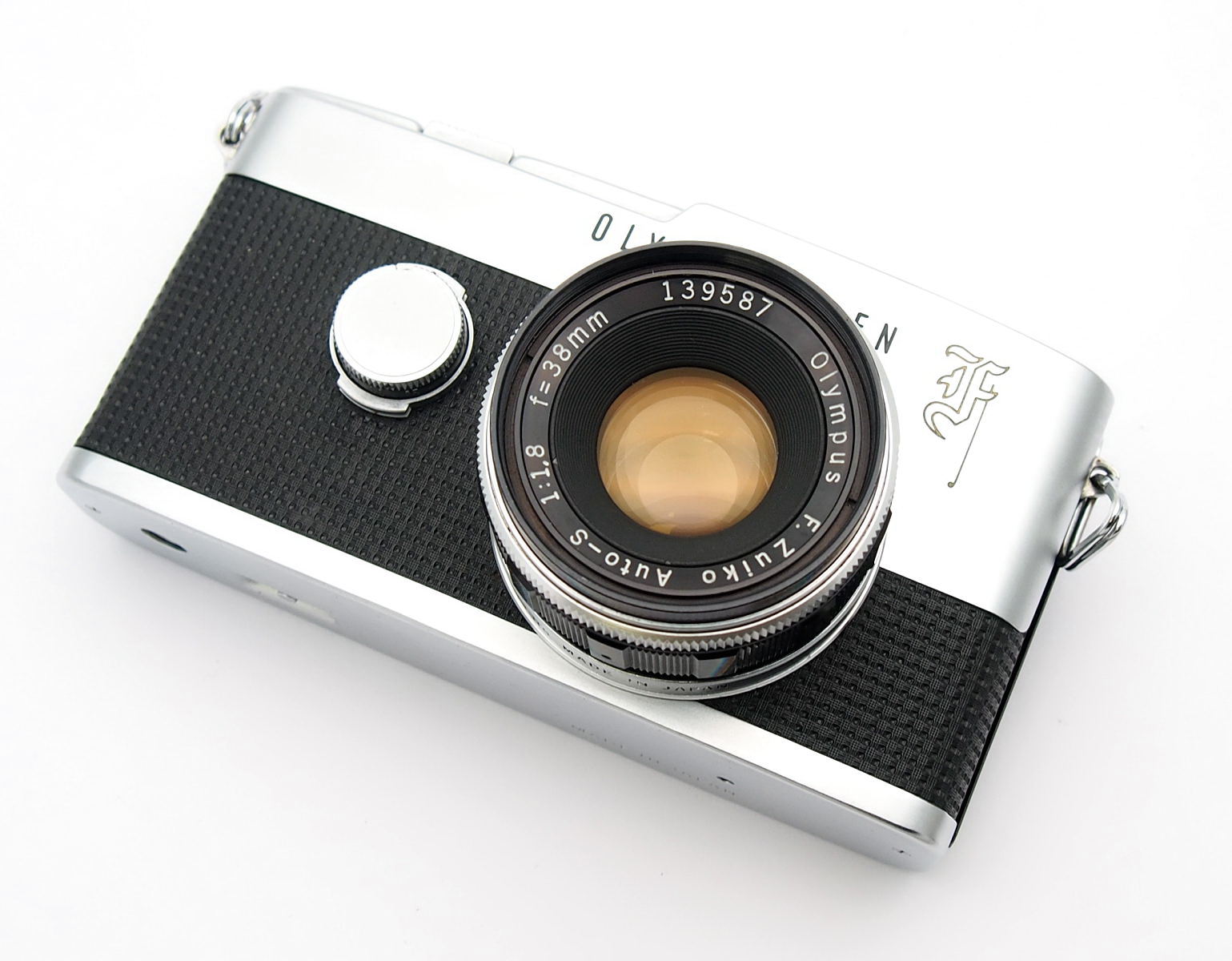 Olympus Pen F 35mm Half-Frame with 38mm F1.8 #10175