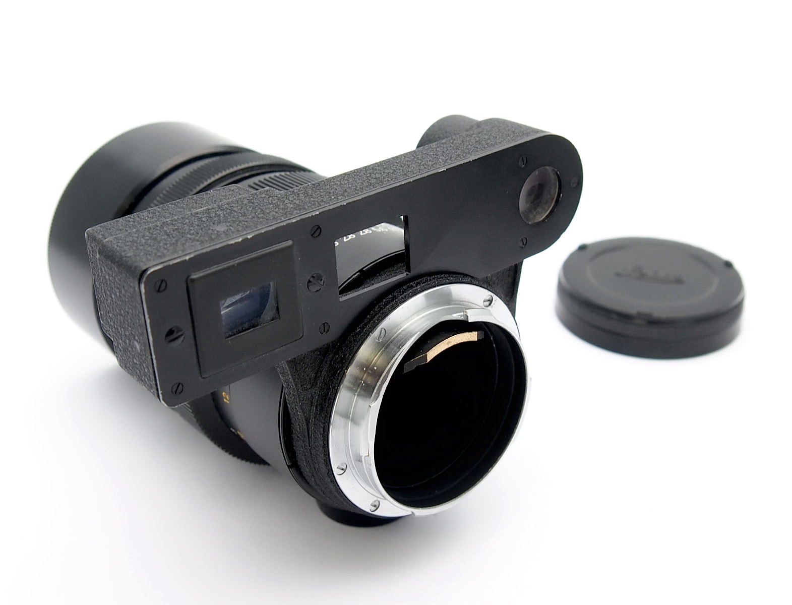 Leica 135mm F2.8 Elmarit-M Lens with Spectacles #10860