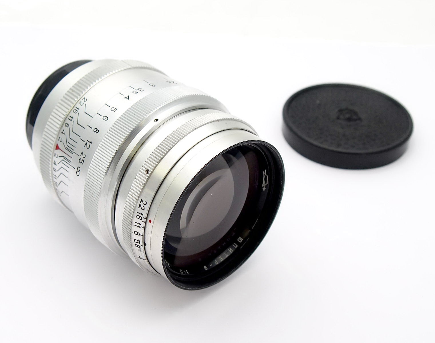 Jupiter-9 85mm F2 (Sonnar) Lens in Leica L39 Mount #10226