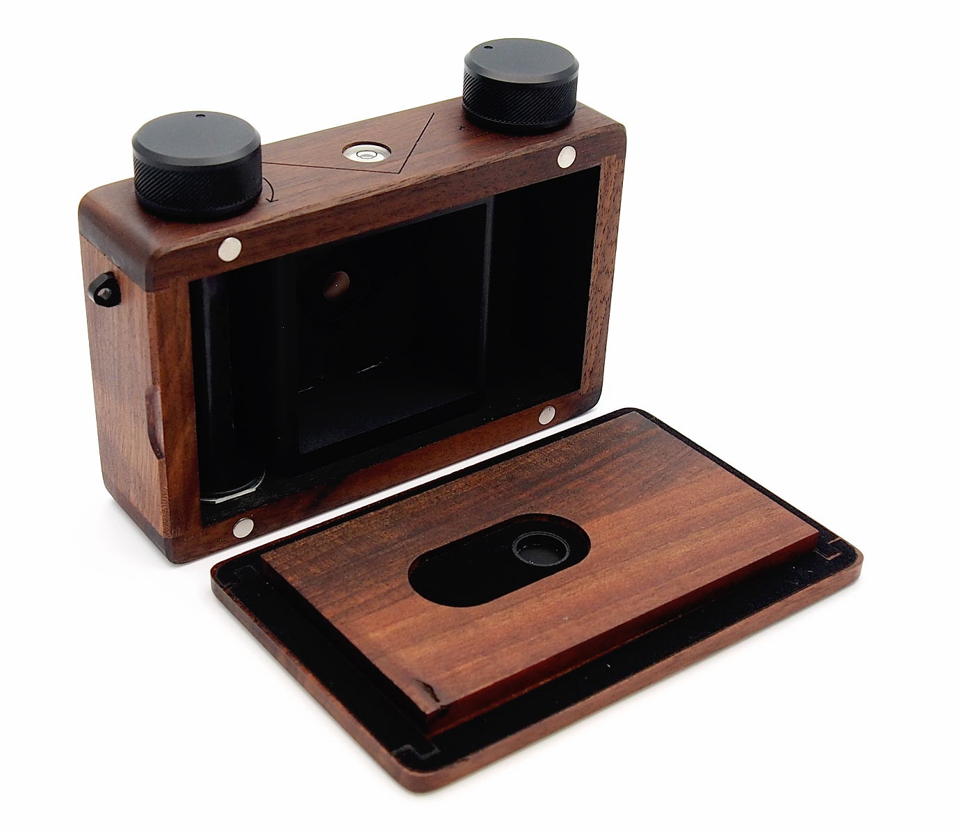 Ondu Pinhole Pocket 6x6cm Camera in Walnut (New) #9446
