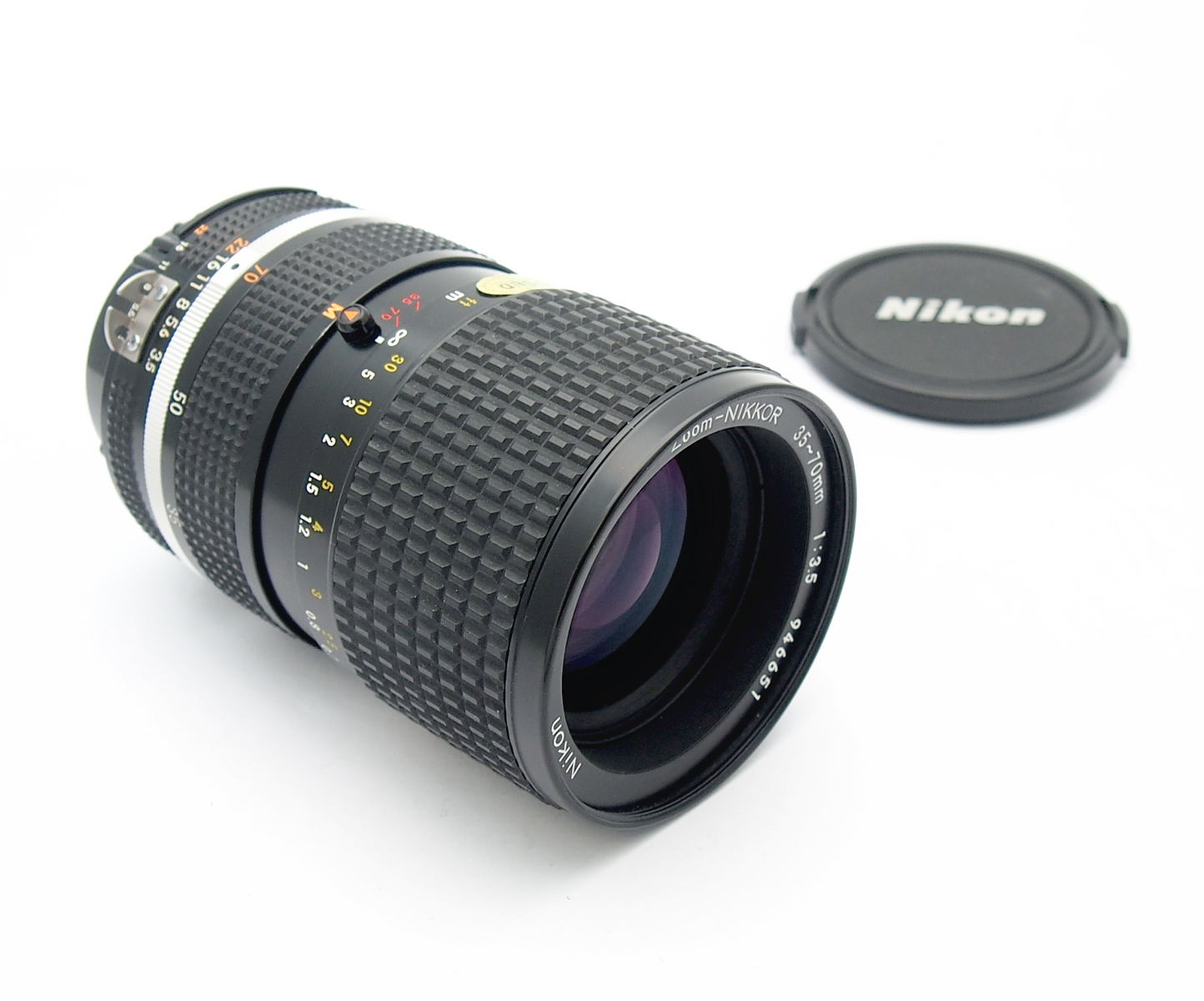 Nikon 35-70mm F3.5 Zoom-Nikkor Ais Lens #11208