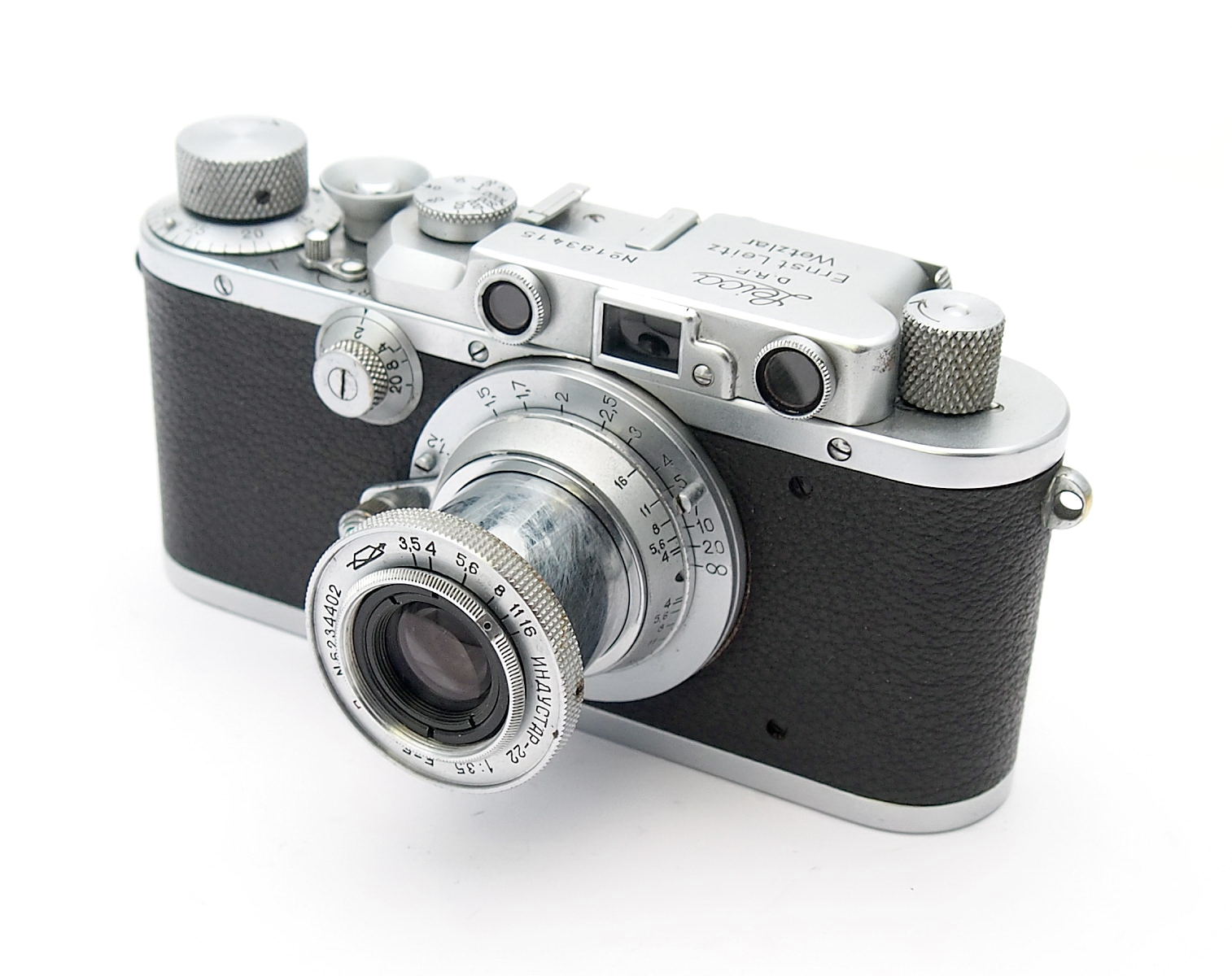 Leica IIIa with 5cm F3.5 Industar-22 Lens #10350
